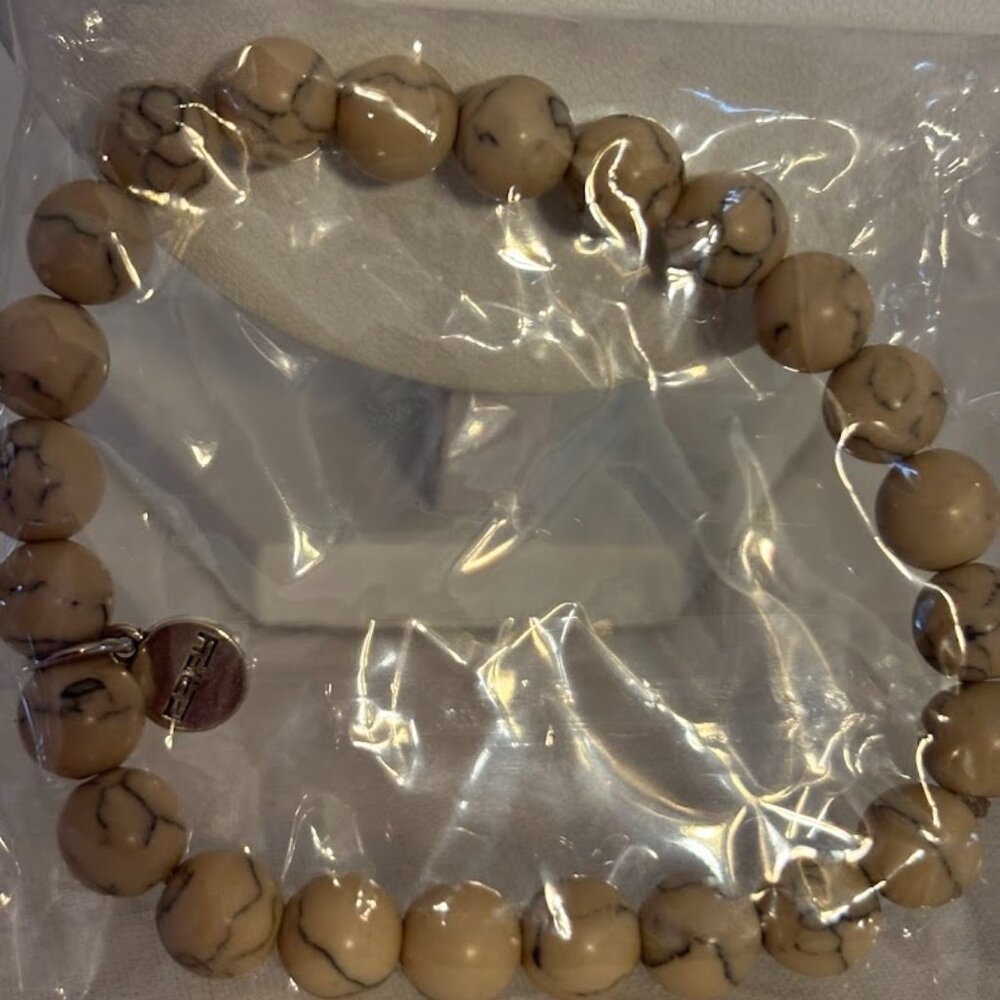 Effy Beige Color Stretch Bracelet and Blue Color Necklace on Silver Chain (18") - Picture 9 of 11